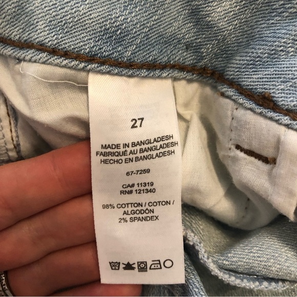 Dynamite light wash denim mini skirt. Size 27. - Picture 5 of 5